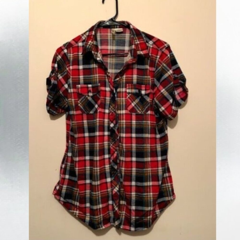 Bella D Juniors large plaid button top muticolor